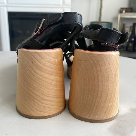 Swedish Hasbeens Vivi Clog Heeled Sandals in Black Leather - Picture 6 of 8
